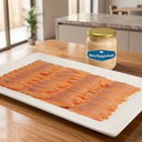 Tiradito de Salmón con Salsa Acevichada x 200 gr
